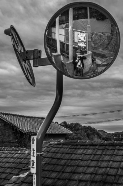 Photograph Yasuhiro Sakuda Mirror on One Eyeland